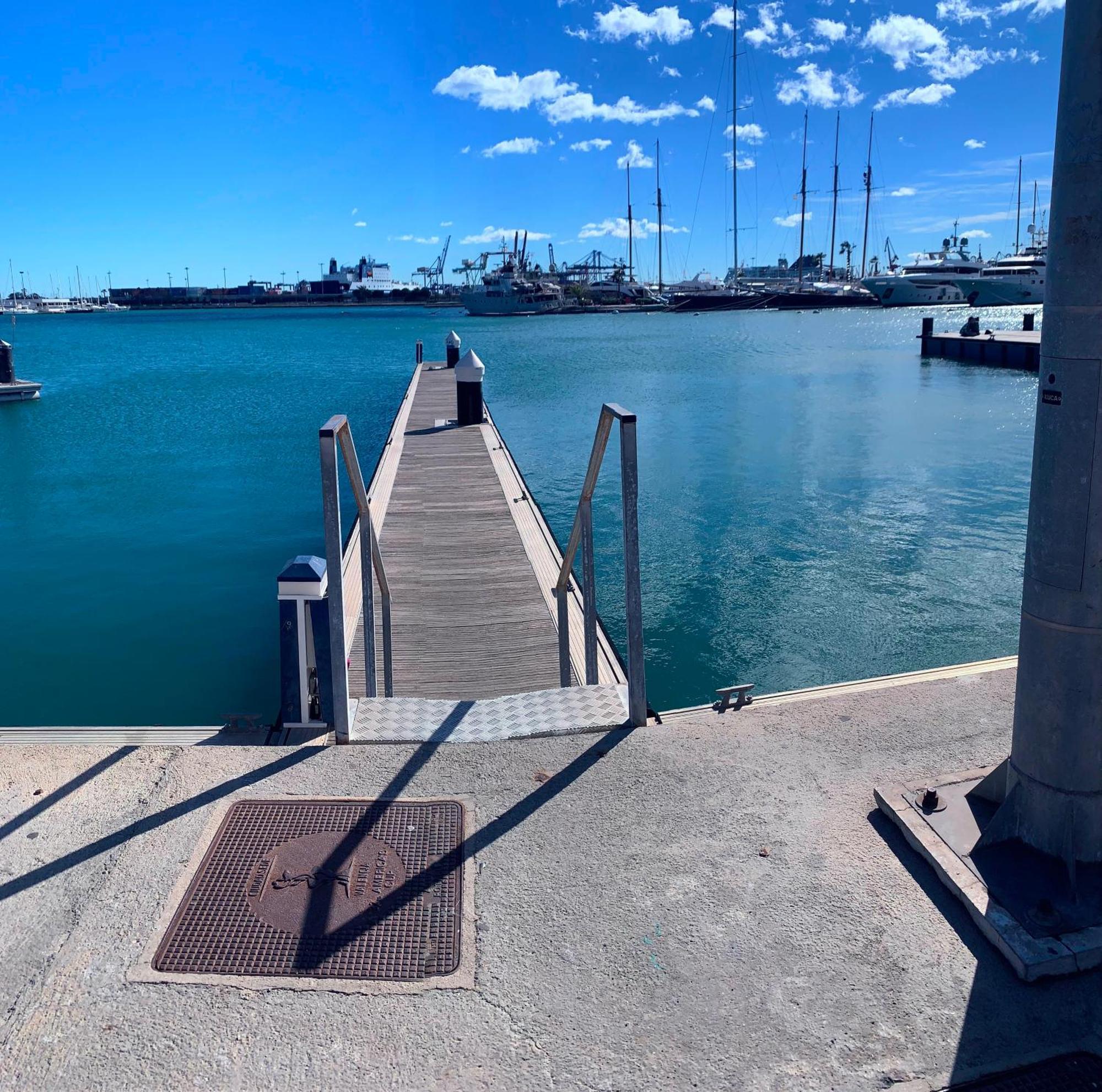Apartamento Compartido Con Vista Al Puerto Valencia Daire Dış mekan fotoğraf